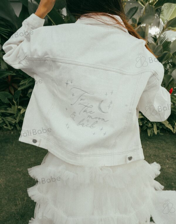 White Lily Embroidery Denim Jacket